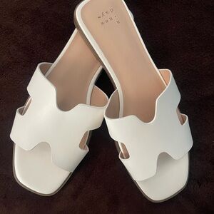 White Women's Slide Sandals